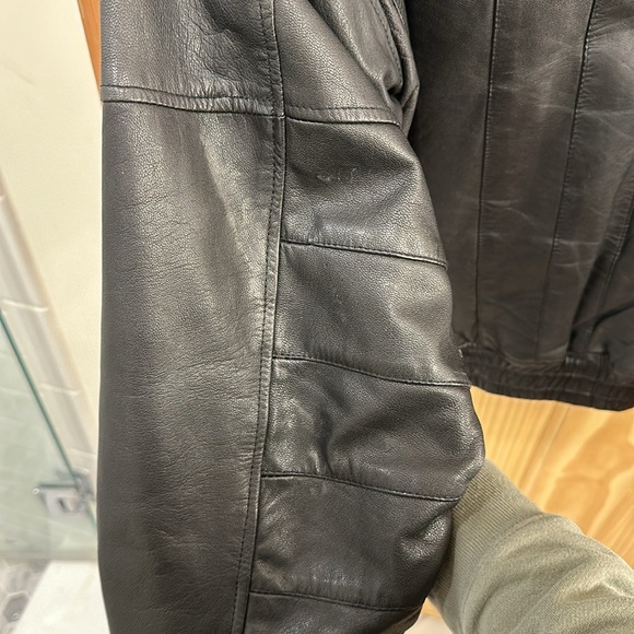 Black Leather Jacket with Brown Lining Size XL - Picture 11 of 15